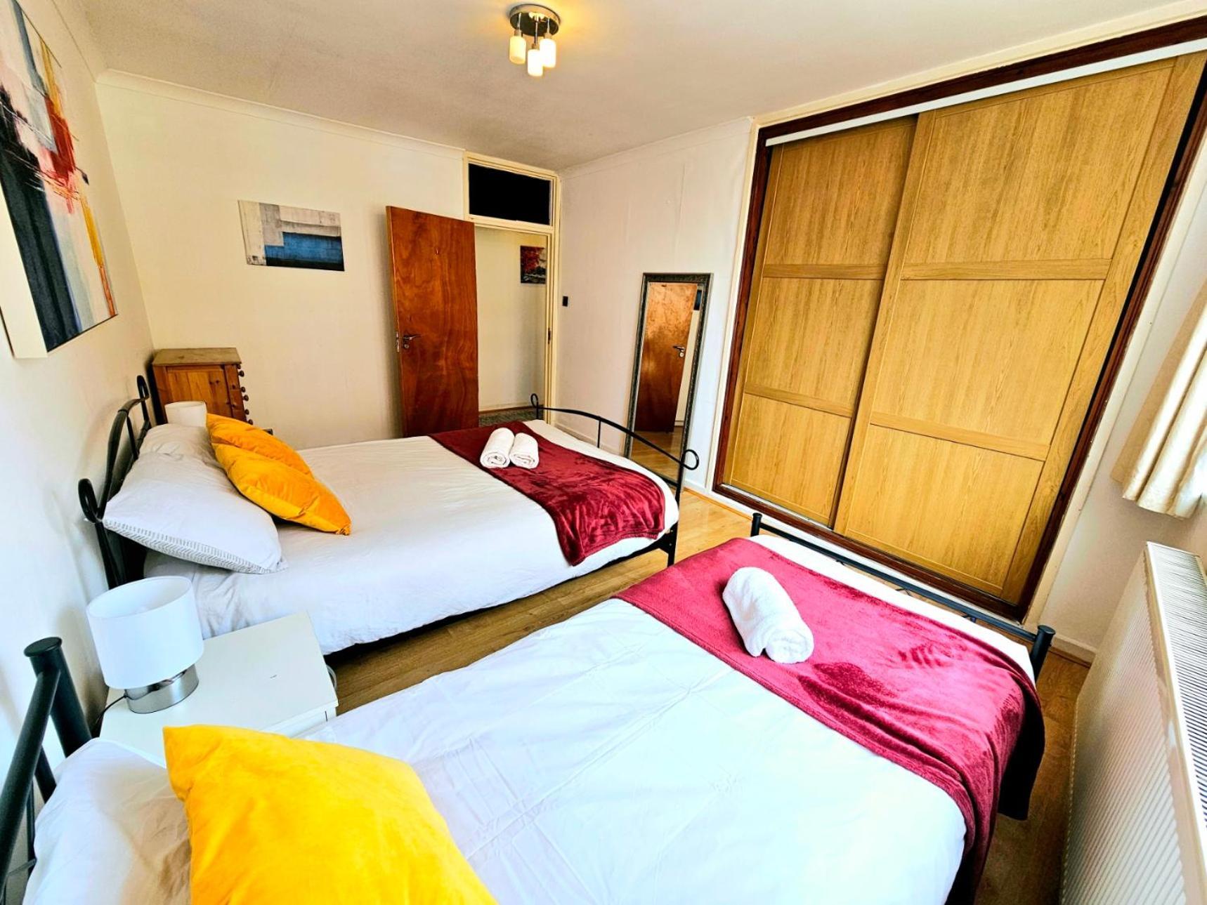 Bright & Spacious Home In Building With Lift, Right Next To Bayswater Station - Walk To Kensington Palace, Hyde Park, Little Venice & Notting Hill Londra Dış mekan fotoğraf