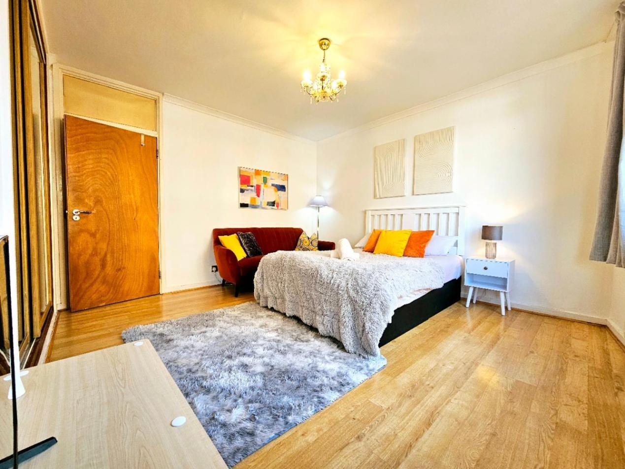 Bright & Spacious Home In Building With Lift, Right Next To Bayswater Station - Walk To Kensington Palace, Hyde Park, Little Venice & Notting Hill Londra Dış mekan fotoğraf