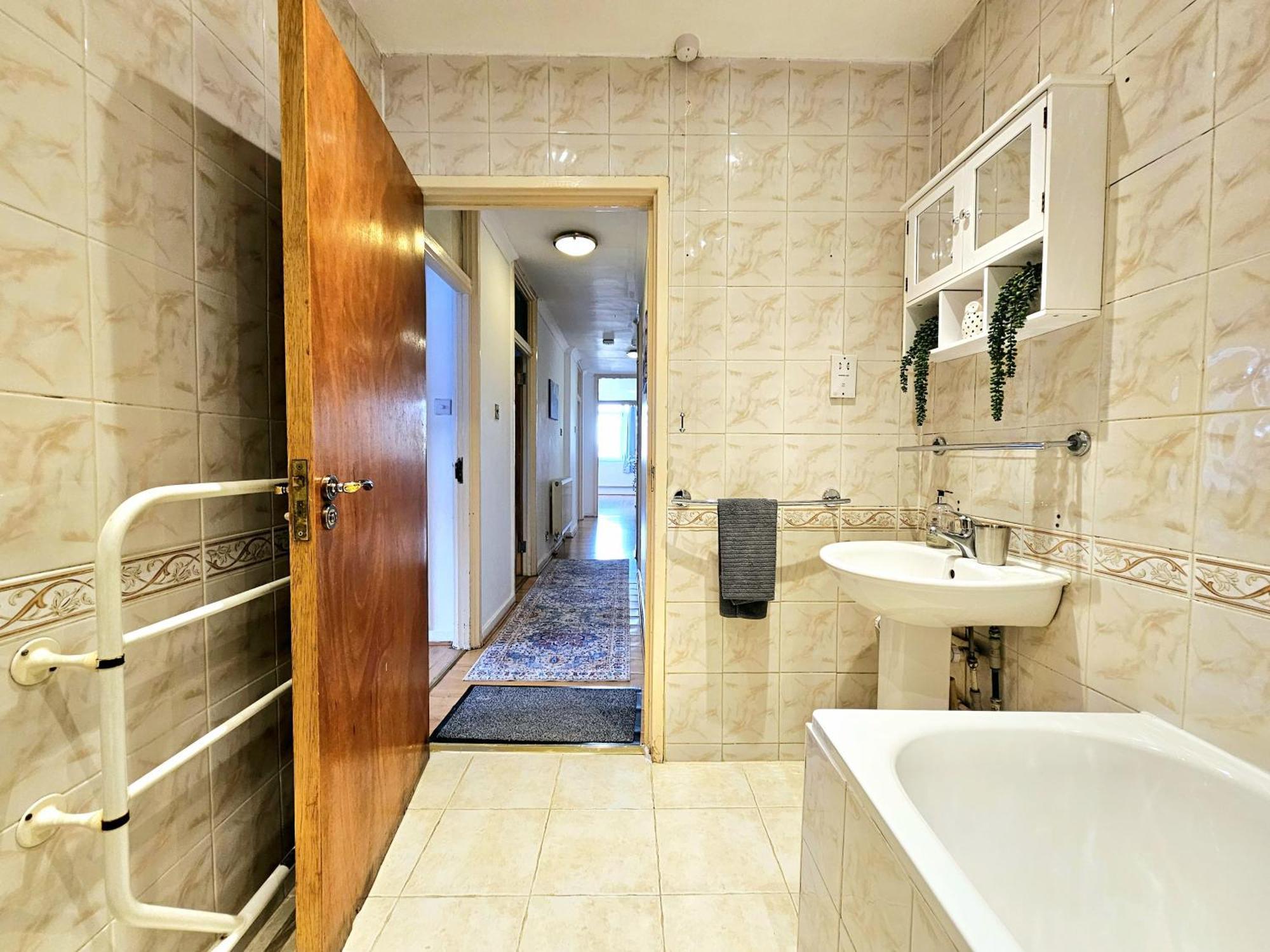 Bright & Spacious Home In Building With Lift, Right Next To Bayswater Station - Walk To Kensington Palace, Hyde Park, Little Venice & Notting Hill Londra Dış mekan fotoğraf